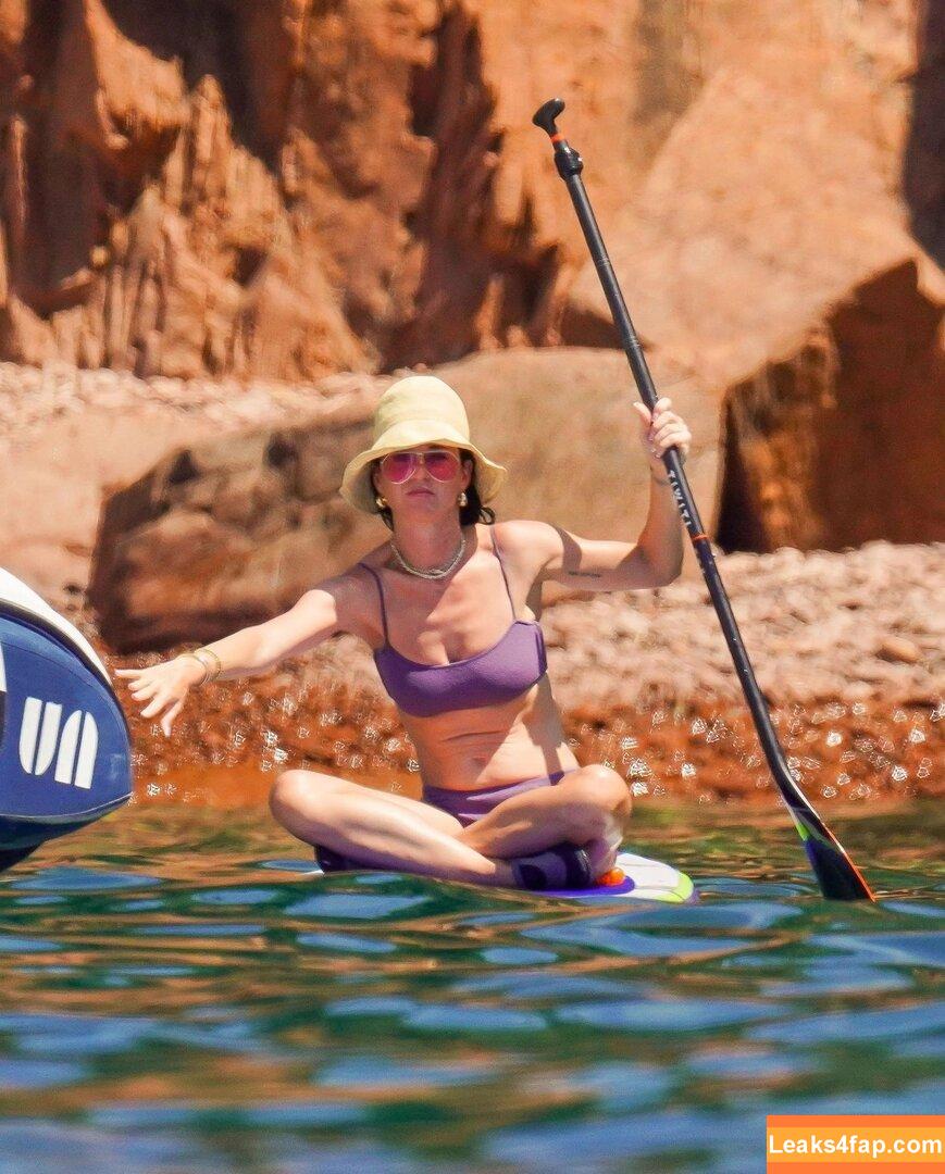 Katy Perry / katyperry слитое фото фото #2318