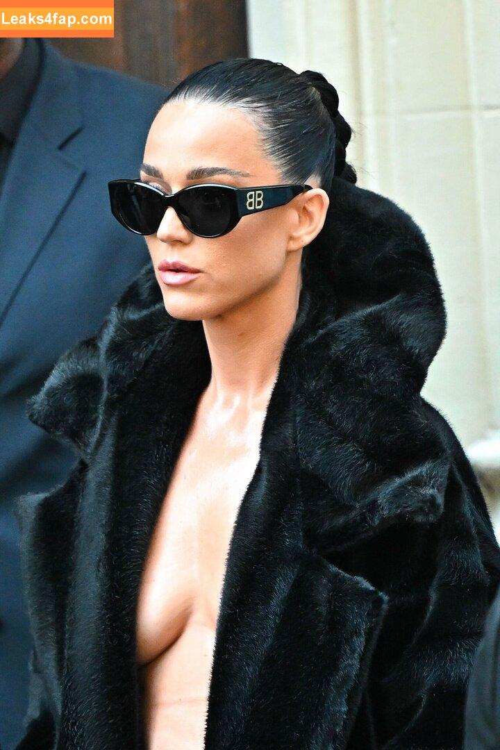 Katy Perry / katyperry слитое фото фото #2344