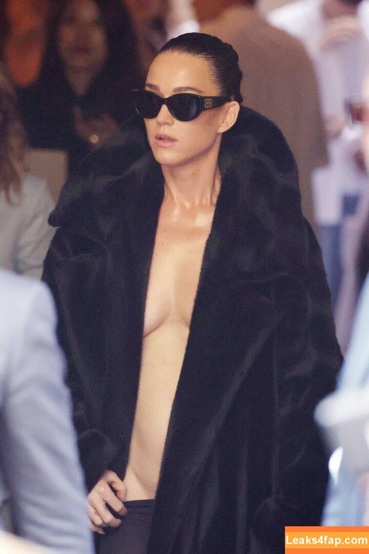 Katy Perry / katyperry слитое фото фото #2350