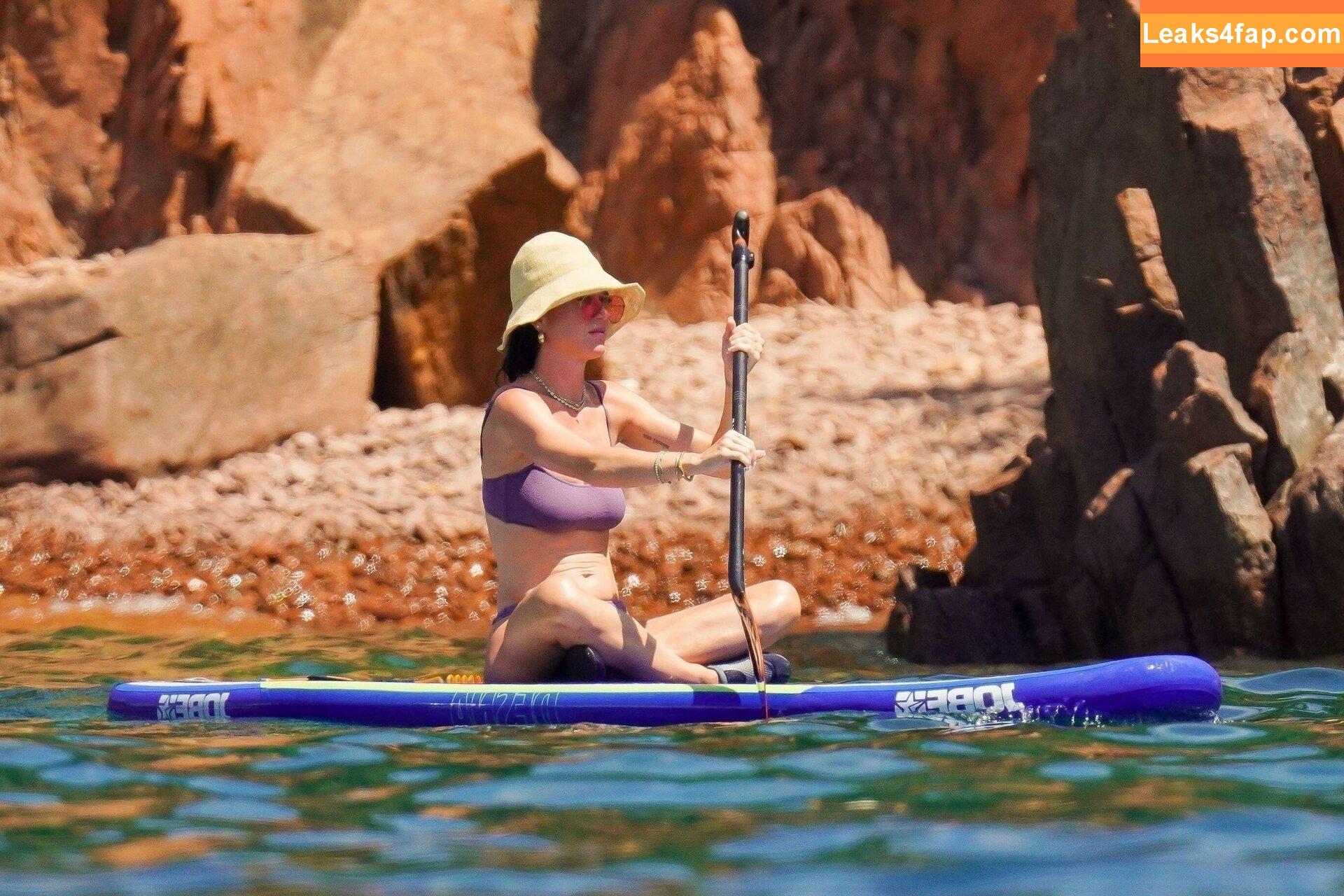 Katy Perry / katyperry слитое фото фото #2371