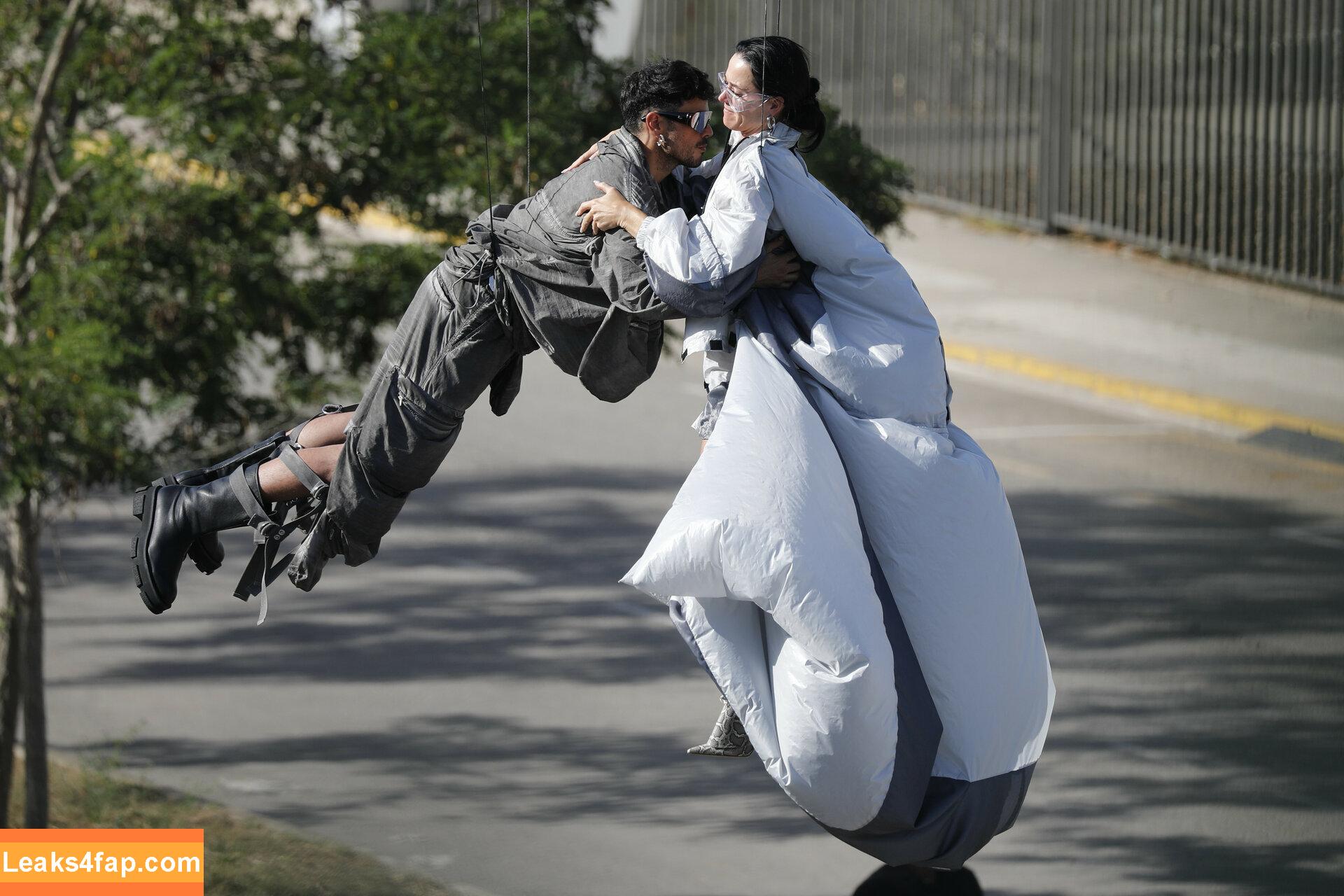 Katy Perry / katyperry слитое фото фото #2399