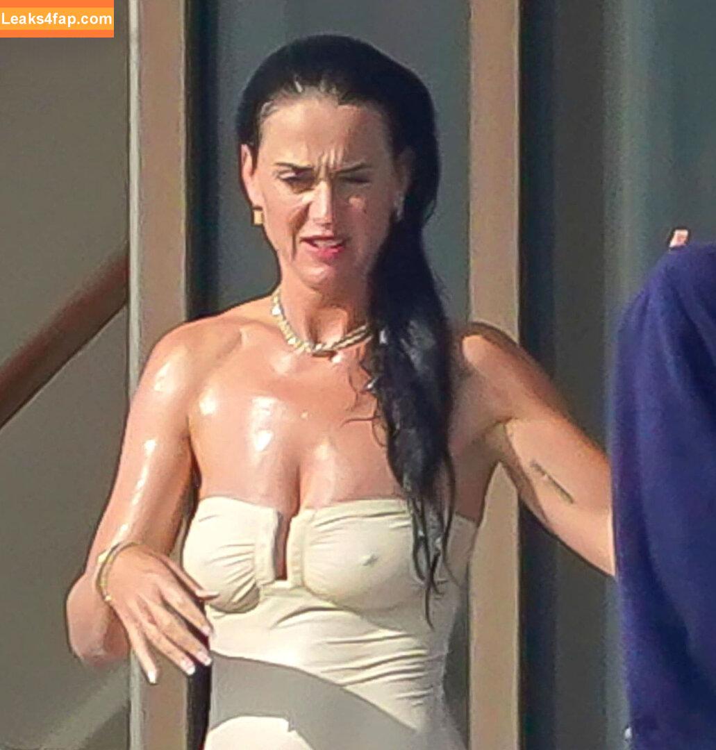 Katy Perry / katyperry слитое фото фото #2404