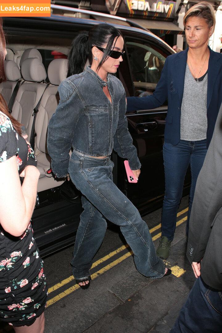 Katy Perry / katyperry слитое фото фото #2435