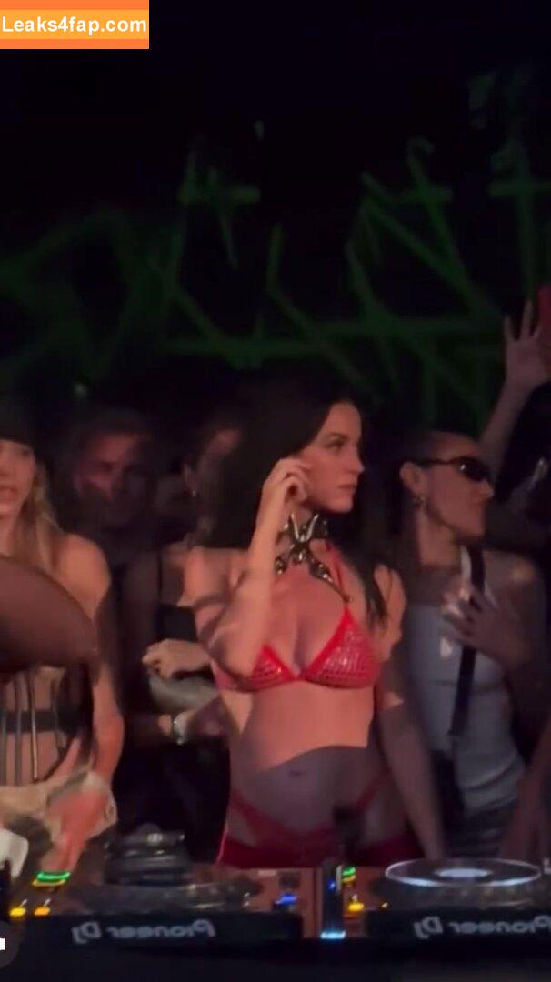 Katy Perry / katyperry слитое фото фото #2472