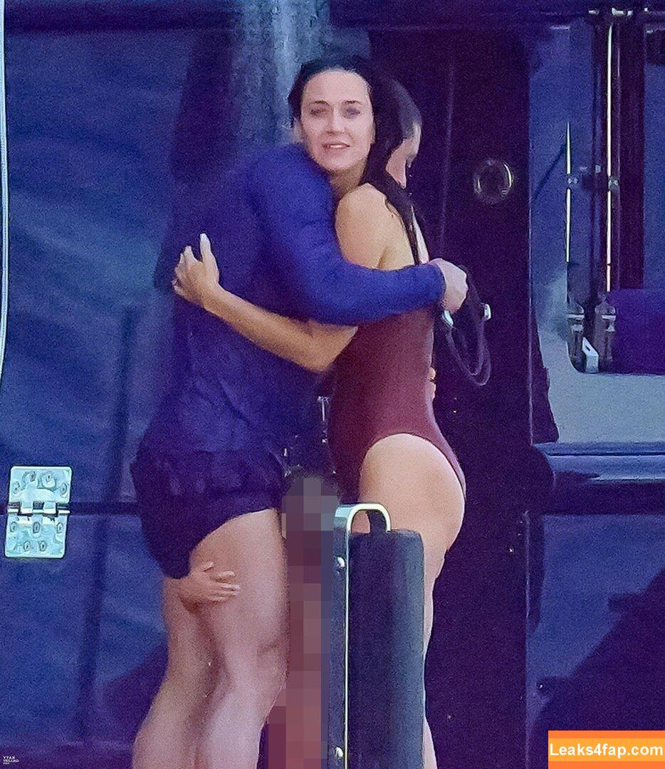 Katy Perry / katyperry слитое фото фото #2540