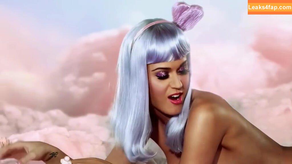 Katy Perry / katyperry слитое фото фото #2555