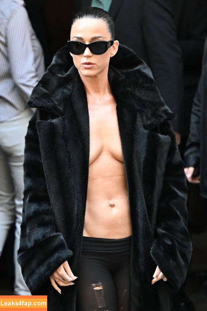 Katy Perry / katyperry слитое фото фото #2596