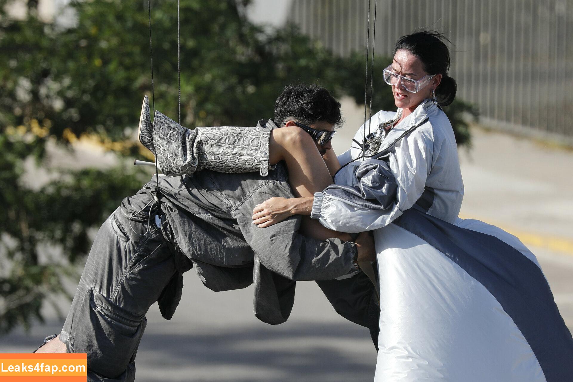 Katy Perry / katyperry слитое фото фото #2612