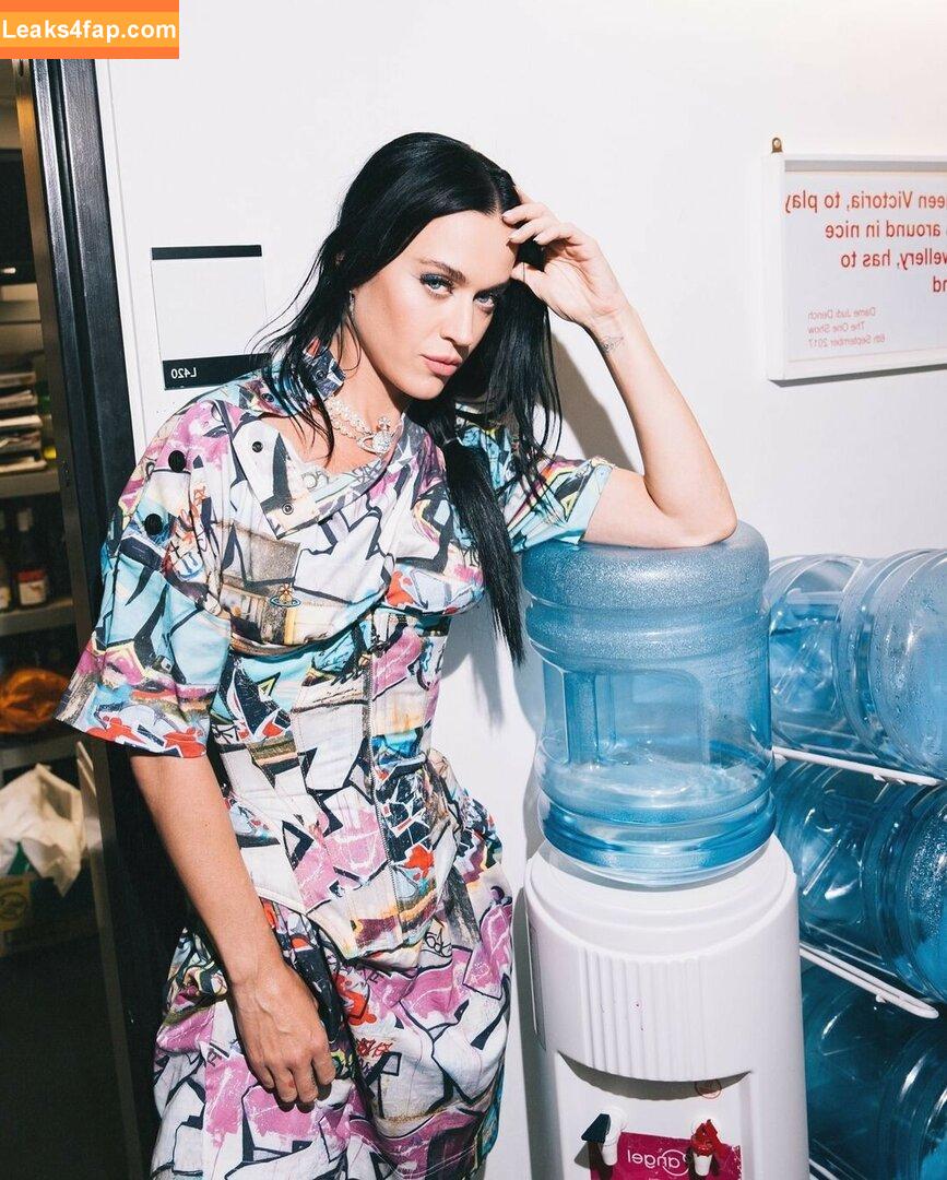 Katy Perry / katyperry слитое фото фото #2665