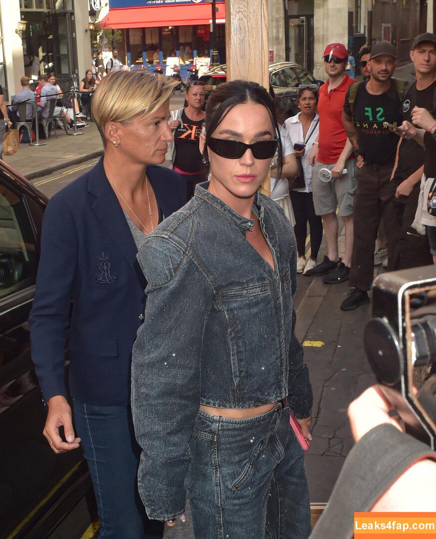 Katy Perry / katyperry слитое фото фото #2679