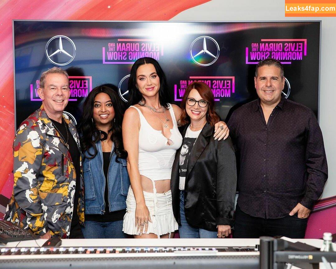 Katy Perry / katyperry слитое фото фото #2915