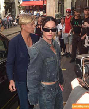 Katy Perry фото #2679