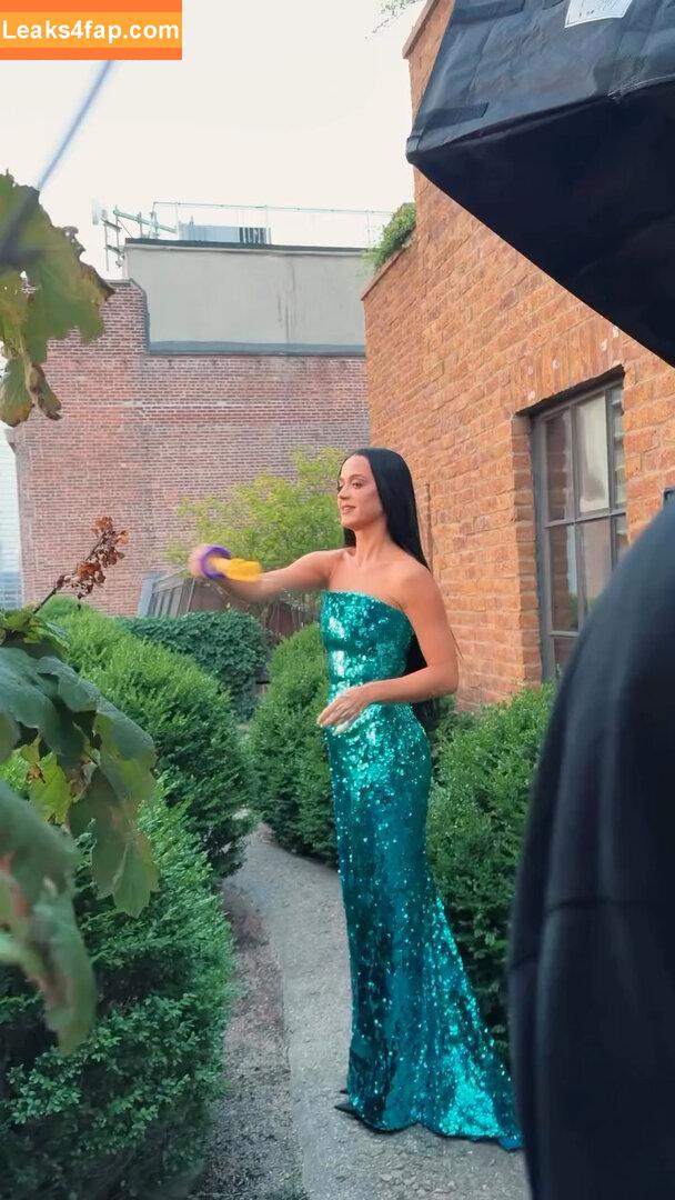 Katy Perry / katyperry слитое фото фото #3004