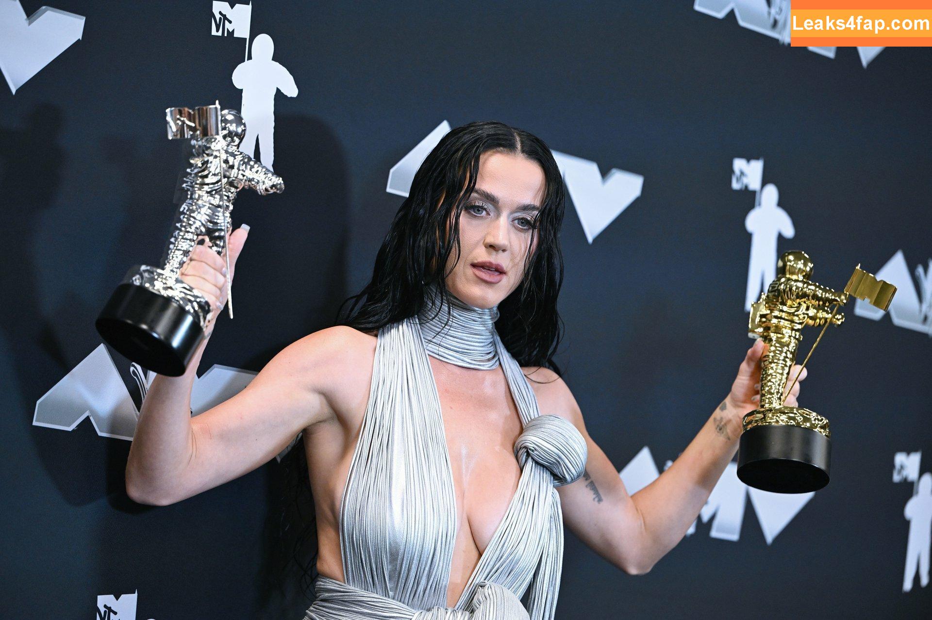 Katy Perry / katyperry слитое фото фото #3020