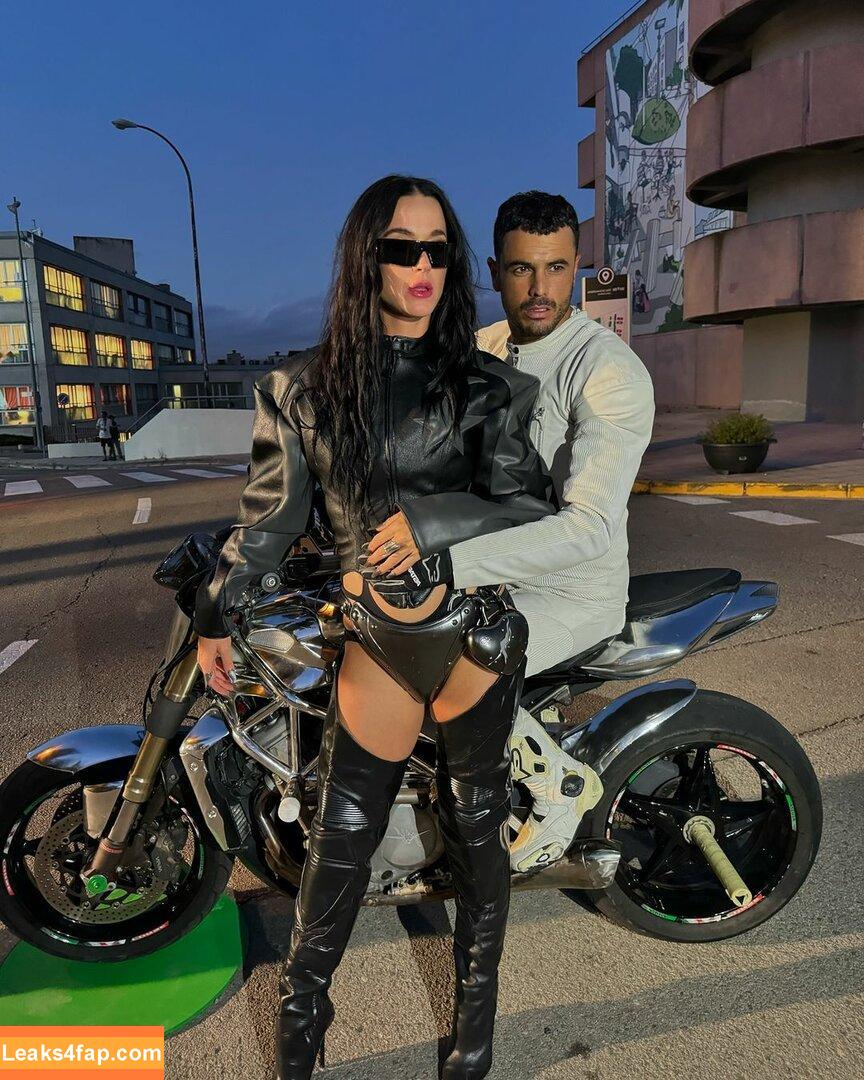 Katy Perry / katyperry слитое фото фото #3079