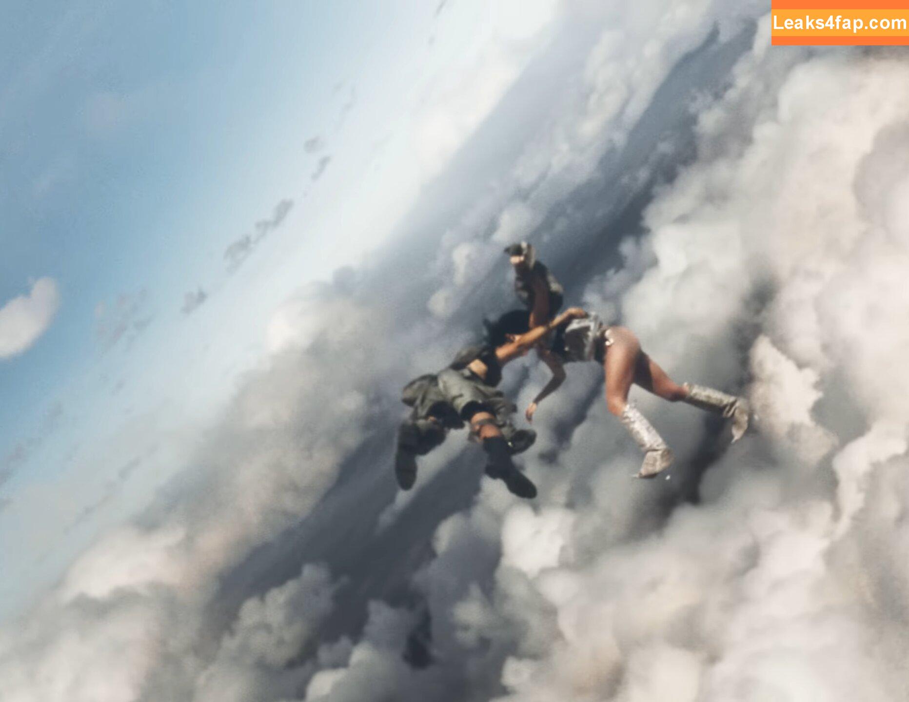 Katy Perry / katyperry слитое фото фото #3084