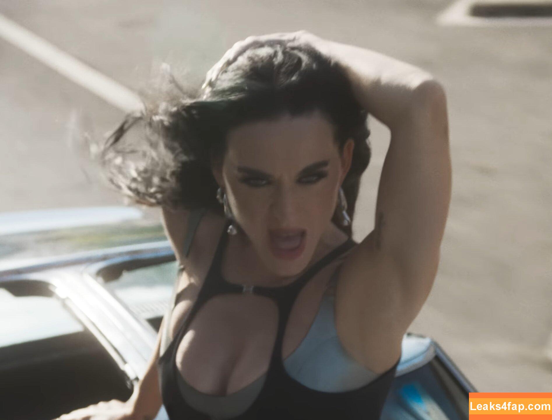 Katy Perry / katyperry слитое фото фото #3095