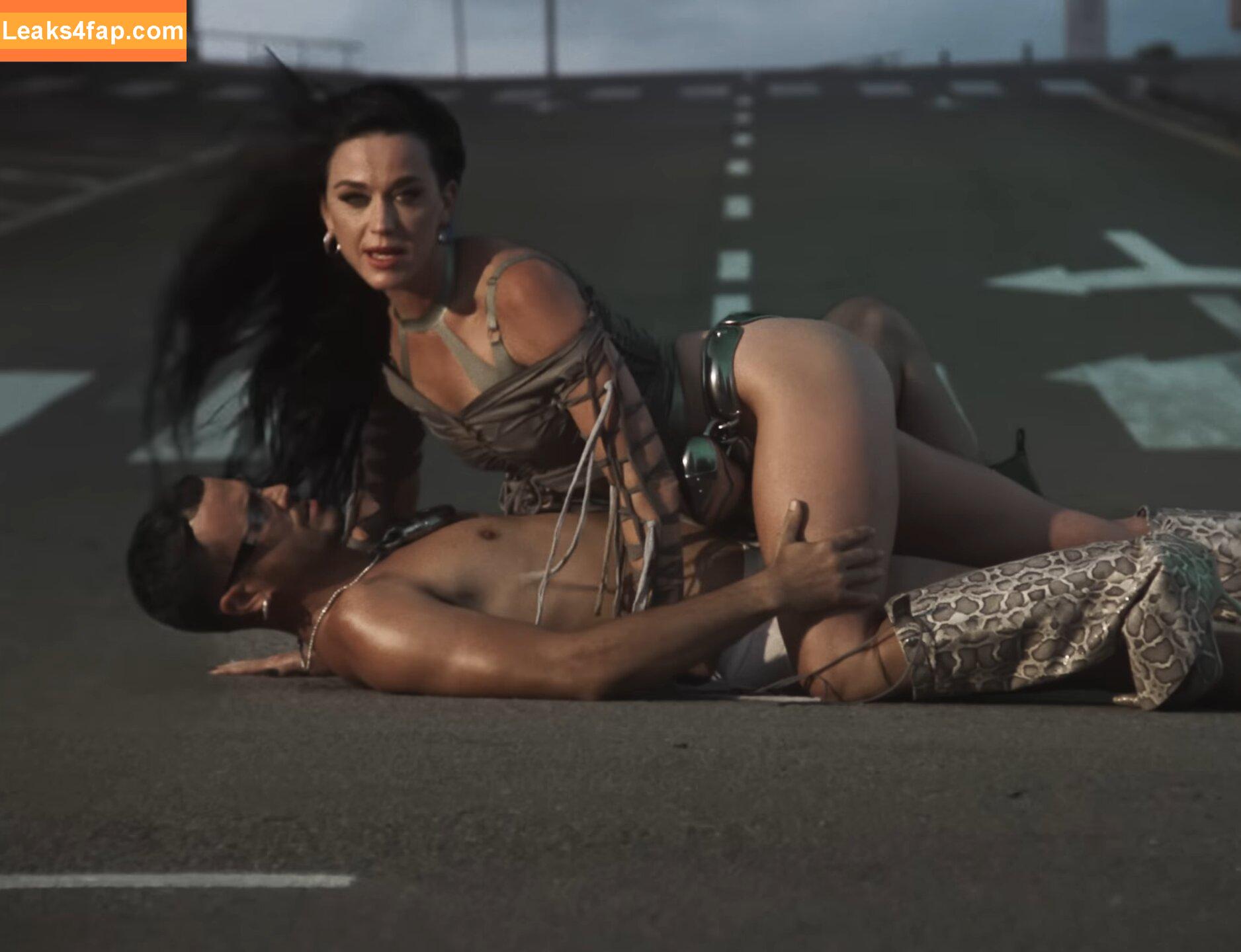 Katy Perry / katyperry слитое фото фото #3121