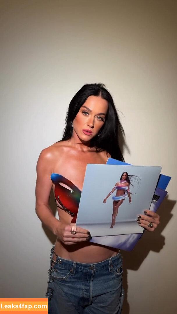 Katy Perry / katyperry слитое фото фото #3140
