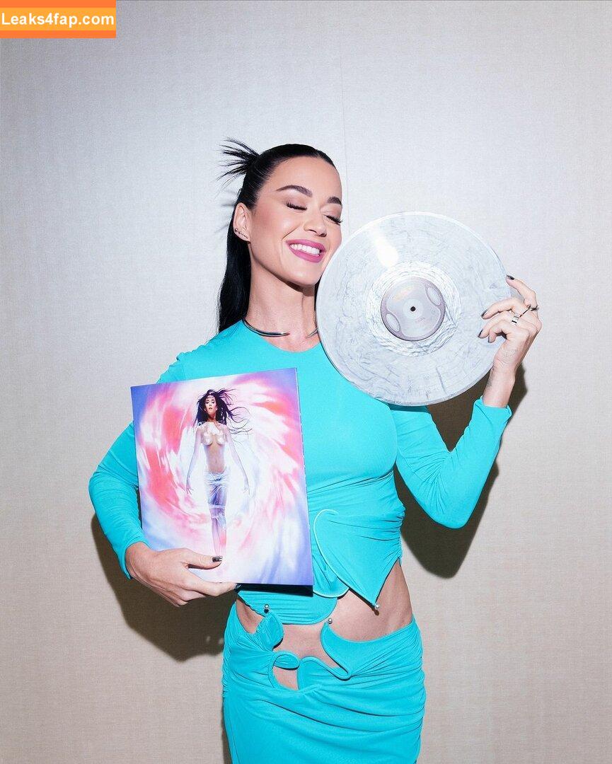 Katy Perry / katyperry слитое фото фото #3240