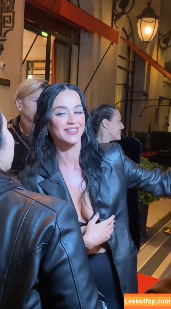 Katy Perry / katyperry слитое фото фото #3276