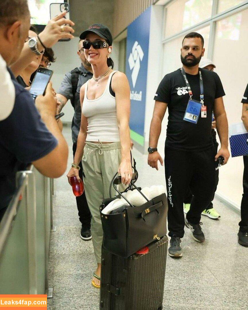 Katy Perry / katyperry слитое фото фото #3309