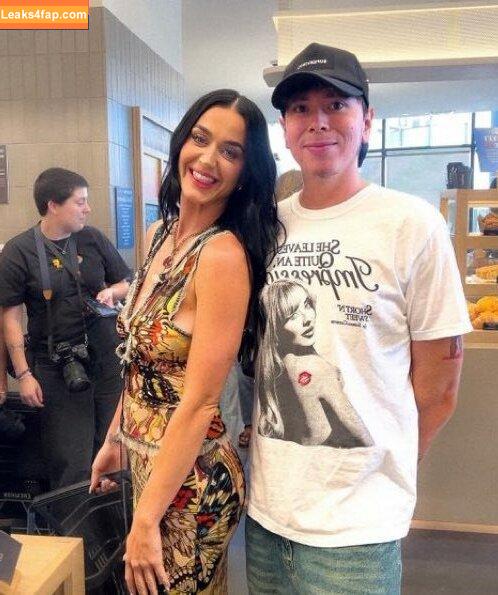 Katy Perry / katyperry слитое фото фото #3384