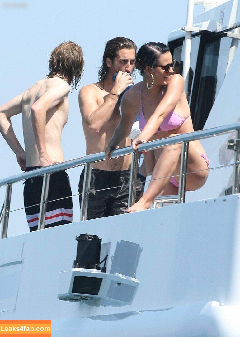 Katy Perry / katyperry слитое фото фото #3431