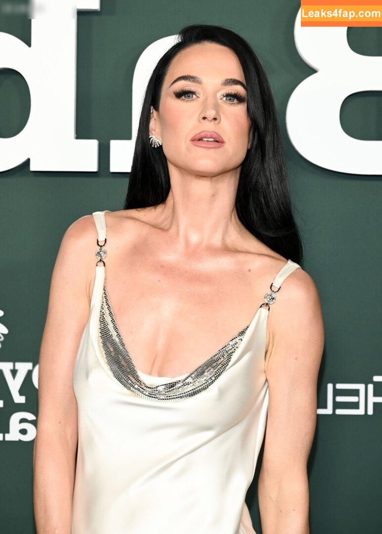 Katy Perry / katyperry слитое фото фото #3437