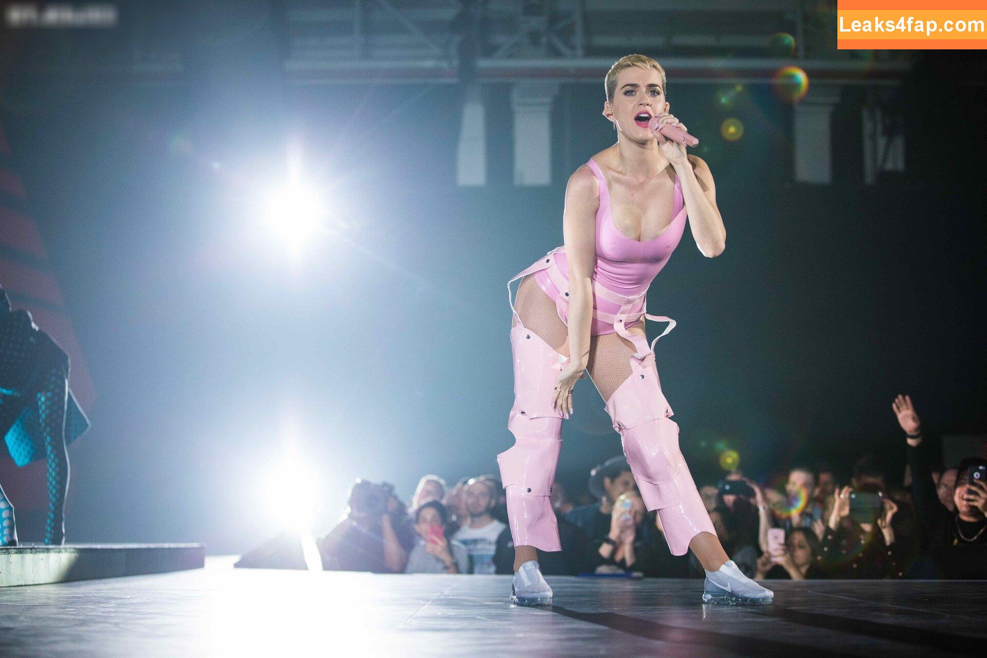 Katy Perry / katyperry слитое фото фото #3500