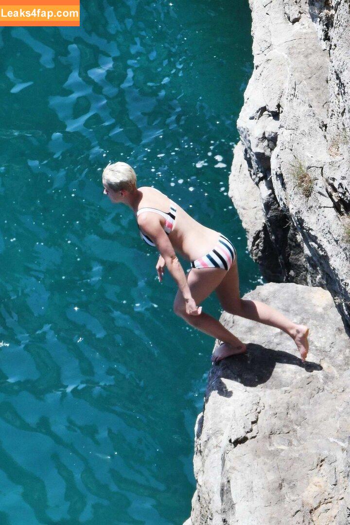 Katy Perry / katyperry leaked photo photo #3936