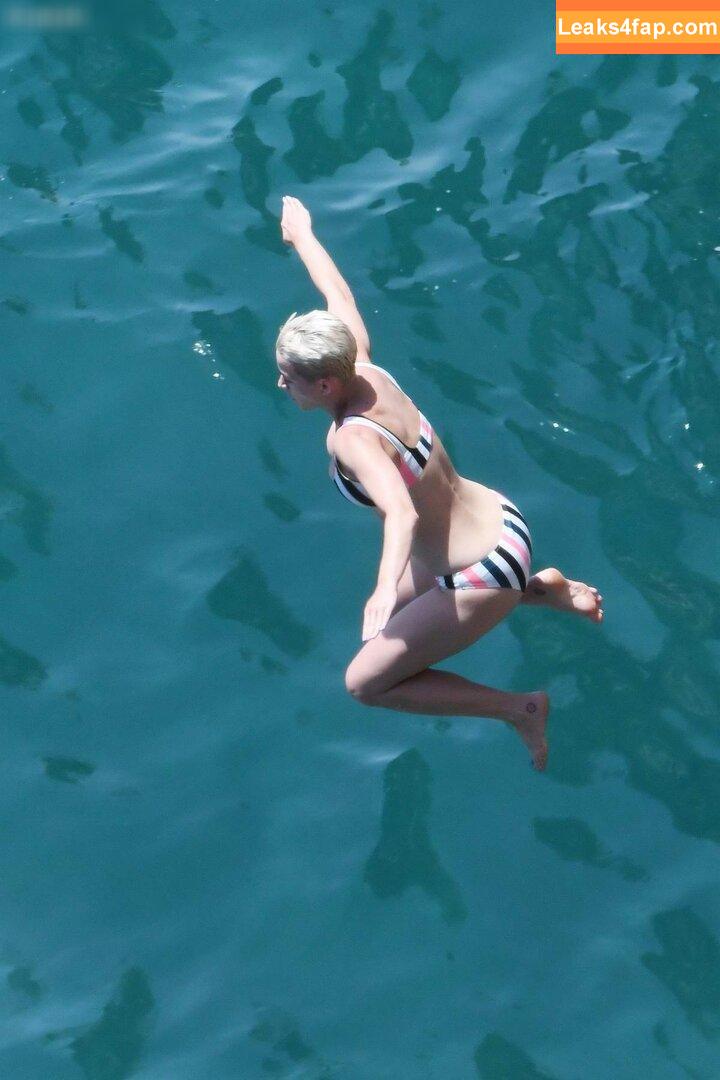 Katy Perry / katyperry leaked photo photo #3944