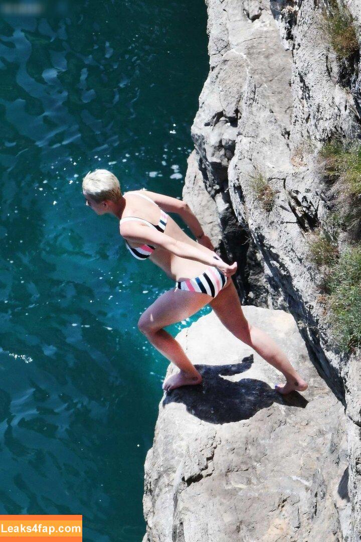 Katy Perry / katyperry leaked photo photo #3946