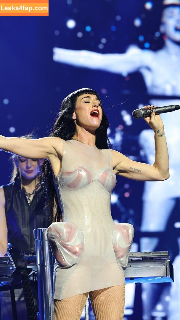 Katy Perry free leaks