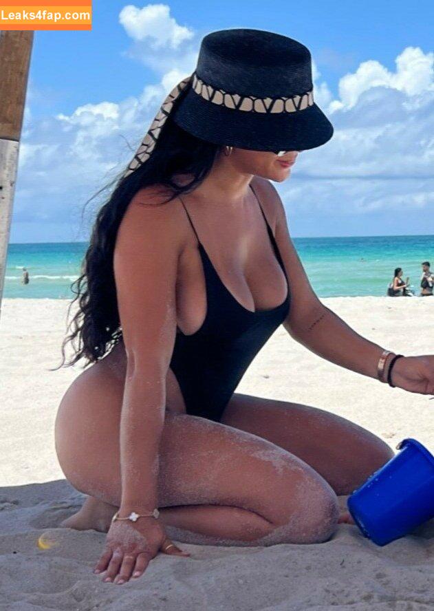 Katya Elise Henry / katyaelisehenry leaked photo photo #0993