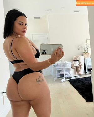 Katya Elise Henry photo #0106