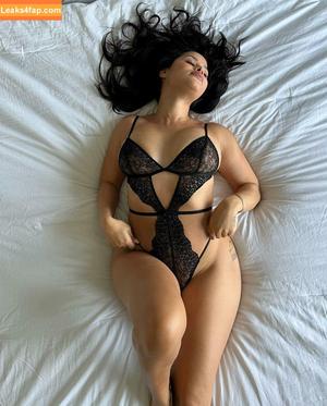 Katya Elise Henry photo #0111