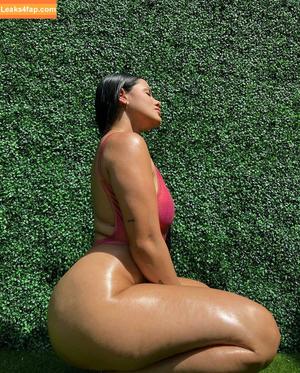 Katya Elise Henry photo #0159