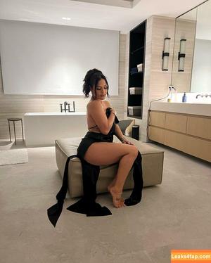 Katya Elise Henry photo #0167