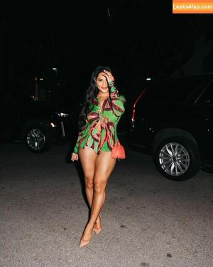 Katya Elise Henry photo #0330