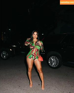 Katya Elise Henry photo #0331