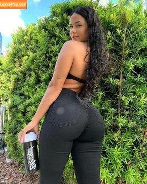 Katya Elise Henry photo #0367