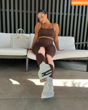 Katya Elise Henry photo #0469