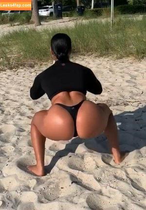 Katya Elise Henry photo #0566