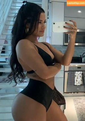 Katya Elise Henry photo #0594