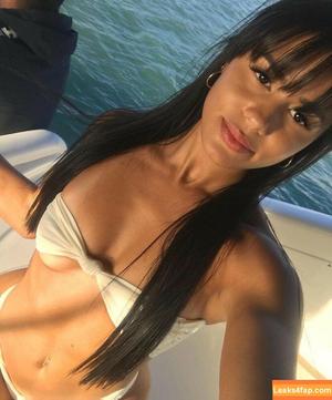 Katya Elise Henry photo #0676