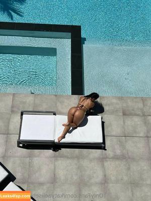 Katya Elise Henry photo #0821