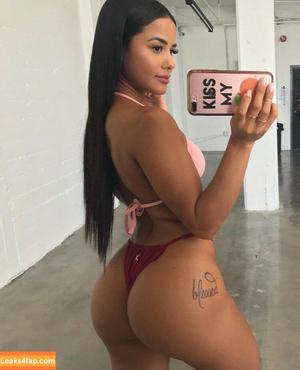 Katya Elise Henry photo #0942
