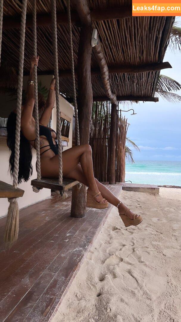 Katya Elise Henry / katyaelisehenry leaked photo photo #1025