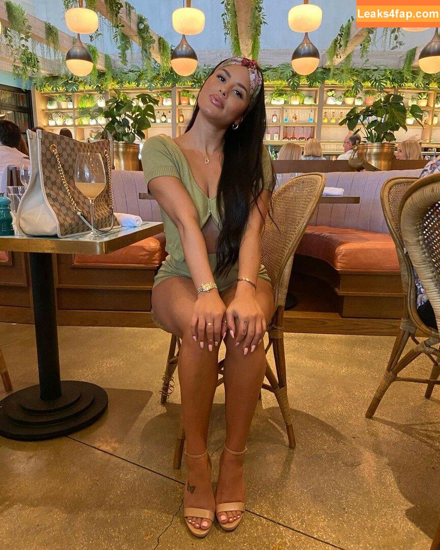 Katya Elise Henry / katyaelisehenry слитое фото фото #1043